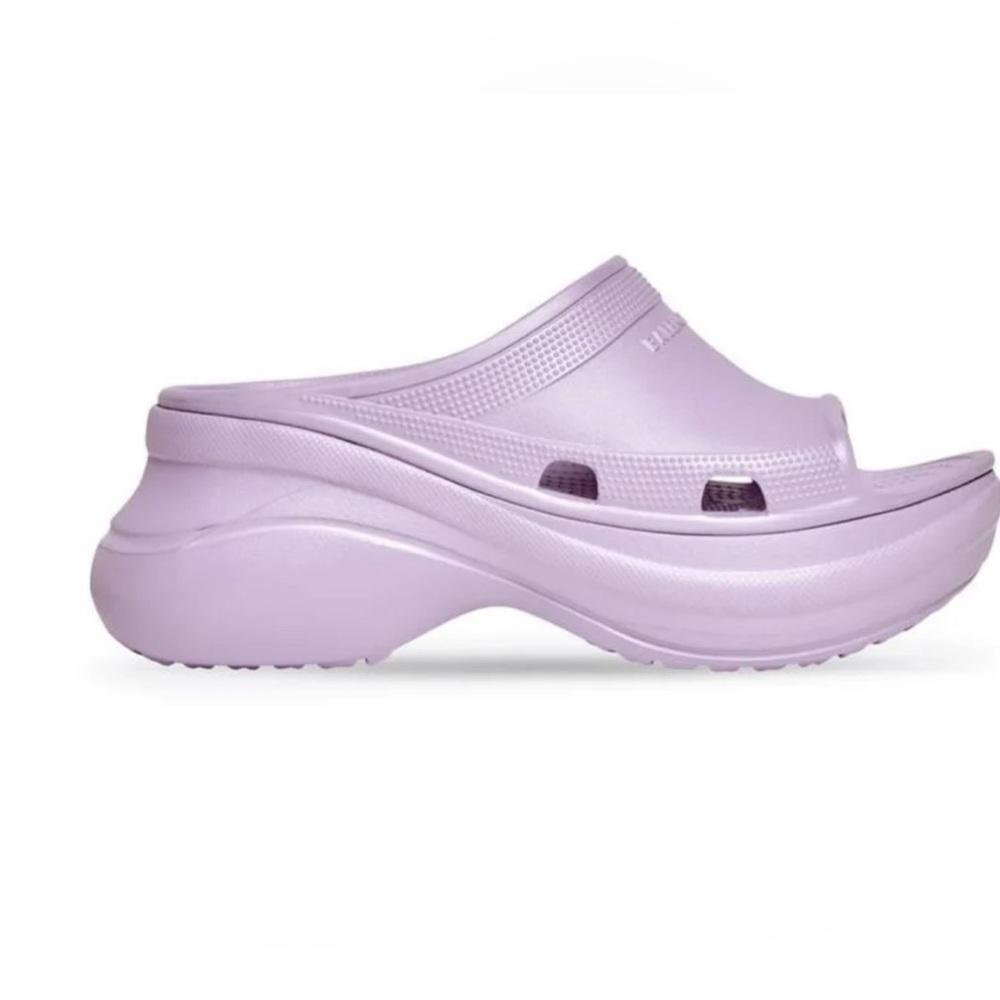 BALENCIAGA X Pool CROCS™ - Picture 3 of 9